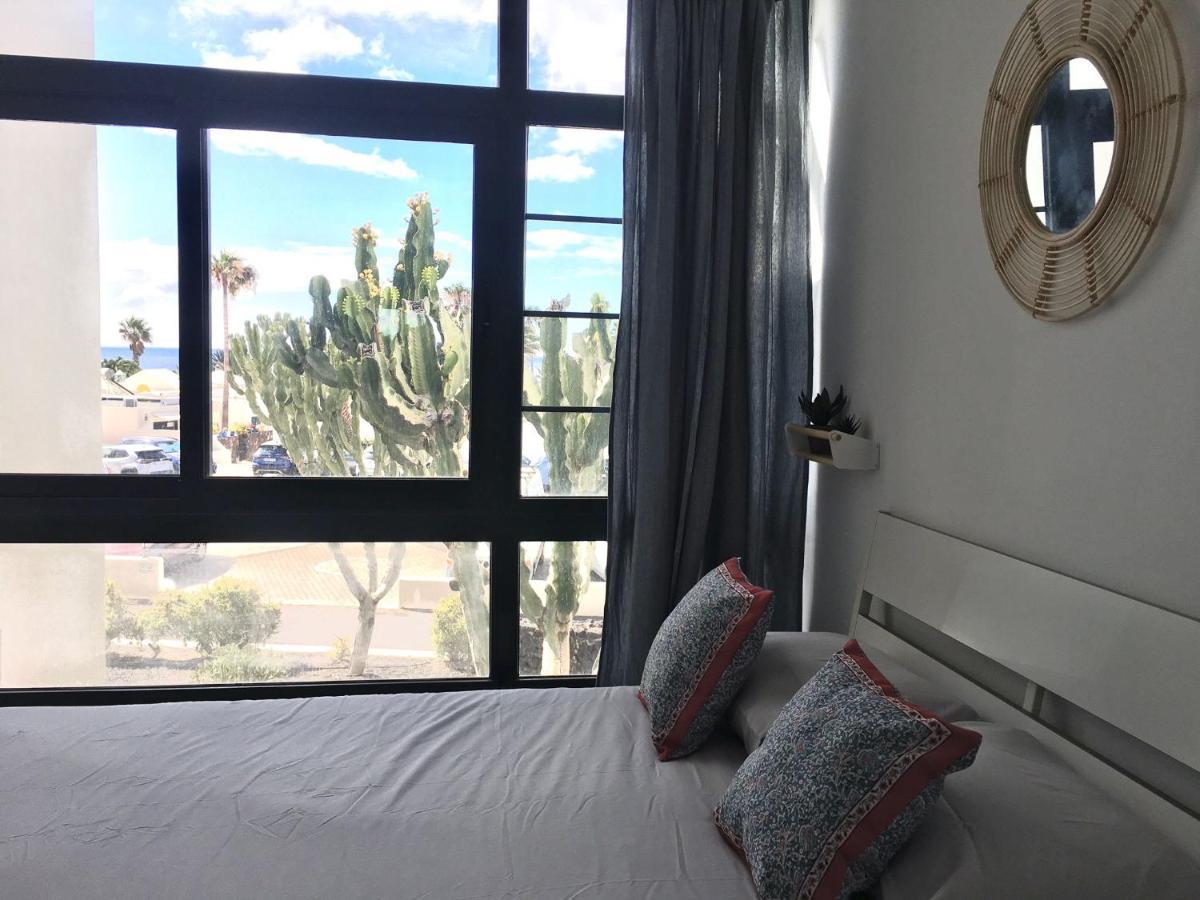 Cozzy Apartment Con Vista Al Mar Costa Teguise Dış mekan fotoğraf